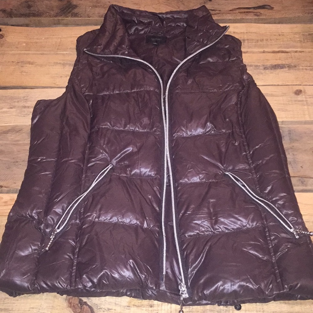 Brown short vest